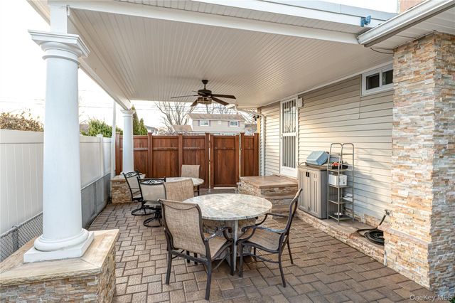 37 W 10th Street, Deer Park, NY 11729