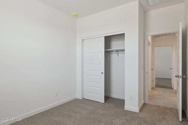 5500 E Darwin Drive, San Tan Valley, AZ 85140