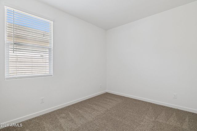 5500 E Darwin Drive, San Tan Valley, AZ 85140