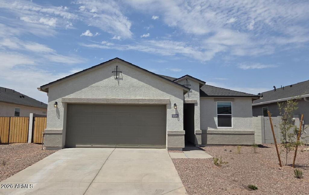5500 E Darwin Drive, San Tan Valley, AZ 85140