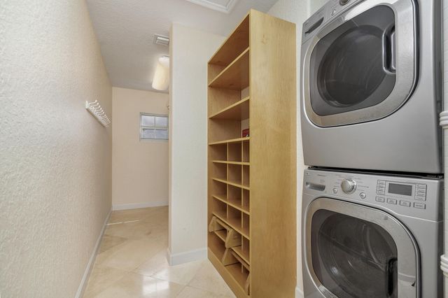 5505 N Ocean Boulevard 15-204, Ocean Ridge, FL 33435