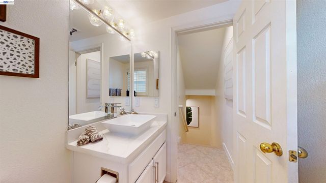3412 Fitzsimmons Cmn, Fremont, CA 94538
