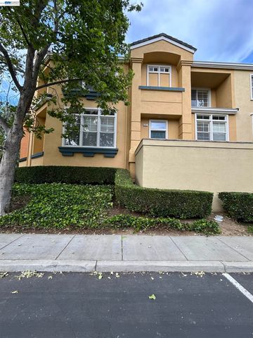 3412 Fitzsimmons Cmn, Fremont, CA 94538