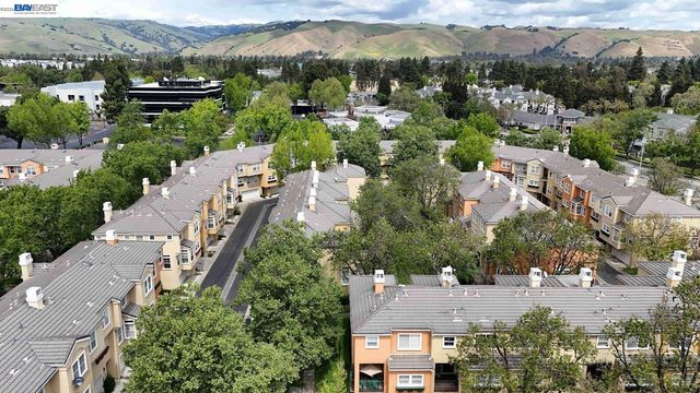 3412 Fitzsimmons Cmn, Fremont, CA 94538