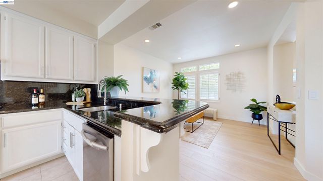 3412 Fitzsimmons Cmn, Fremont, CA 94538