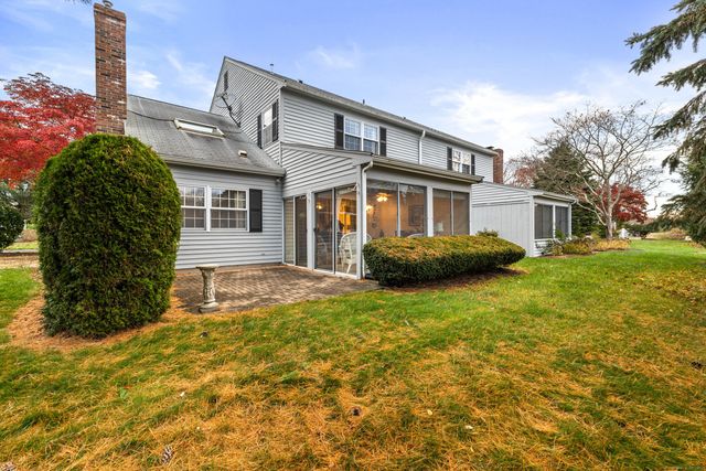 3 Sandgate Circle 3, Madison, CT 06443