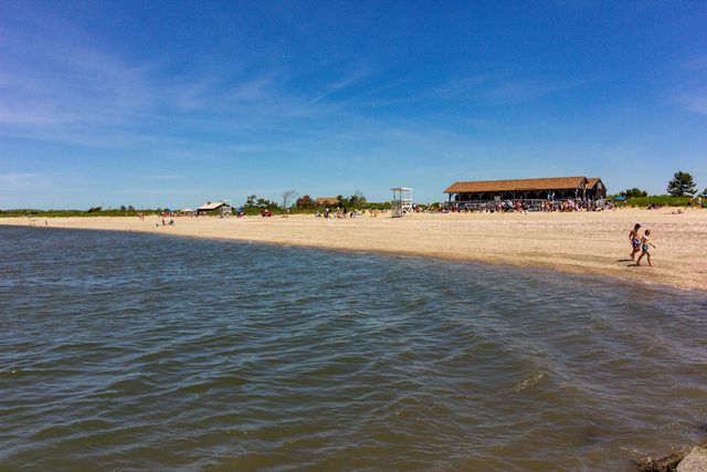 3 Sandgate Circle 3, Madison, CT 06443