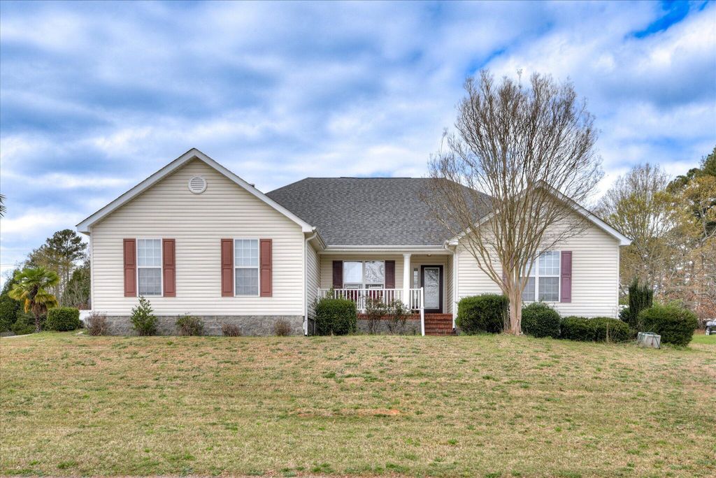 561 Waycross Drive, Warrenville, SC 29851