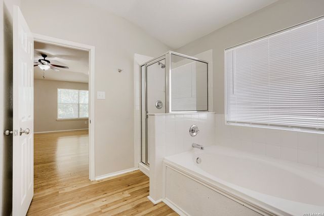 3424 WHISPER BLF, Schertz, TX 78108