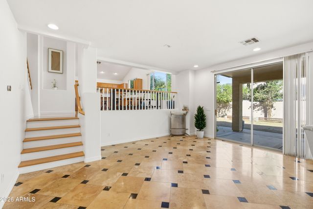 66 E JULIAN Drive, Gilbert, AZ 85295