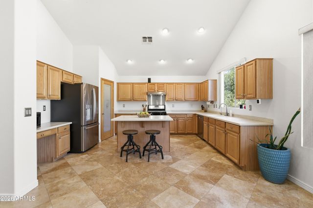 66 E JULIAN Drive, Gilbert, AZ 85295