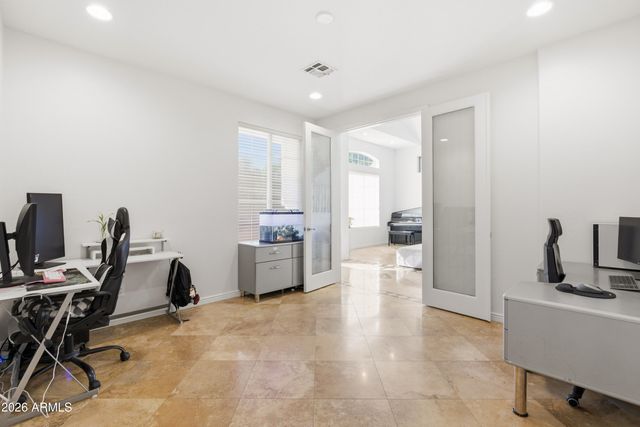 66 E JULIAN Drive, Gilbert, AZ 85295