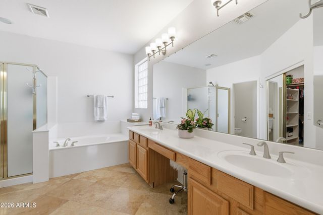 66 E JULIAN Drive, Gilbert, AZ 85295