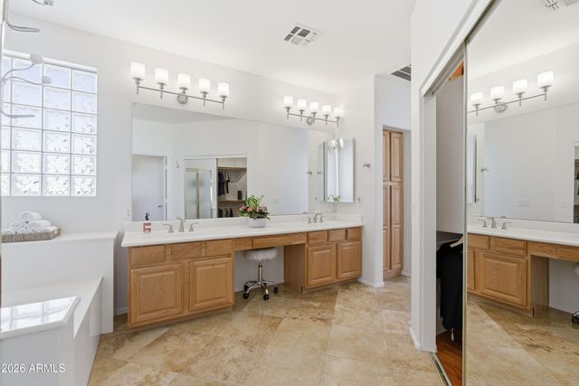 66 E JULIAN Drive, Gilbert, AZ 85295