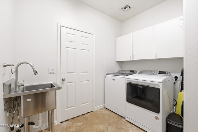 66 E JULIAN Drive, Gilbert, AZ 85295