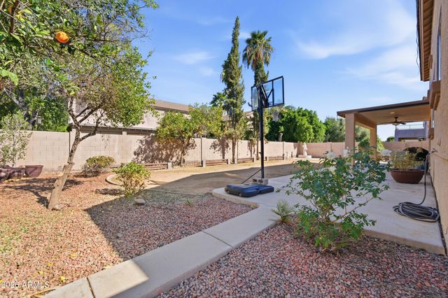 66 E JULIAN Drive, Gilbert, AZ 85295
