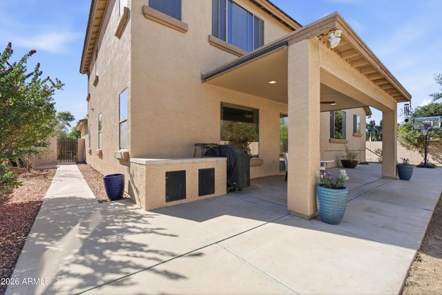 66 E JULIAN Drive, Gilbert, AZ 85295