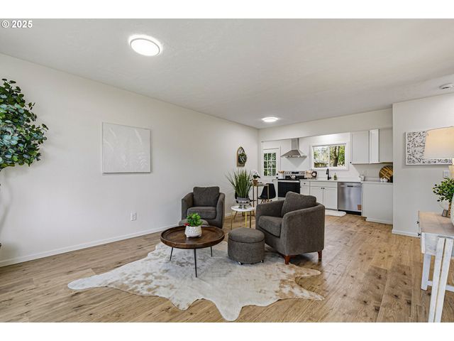 8531 Se 88TH Ave, Portland, OR 97266