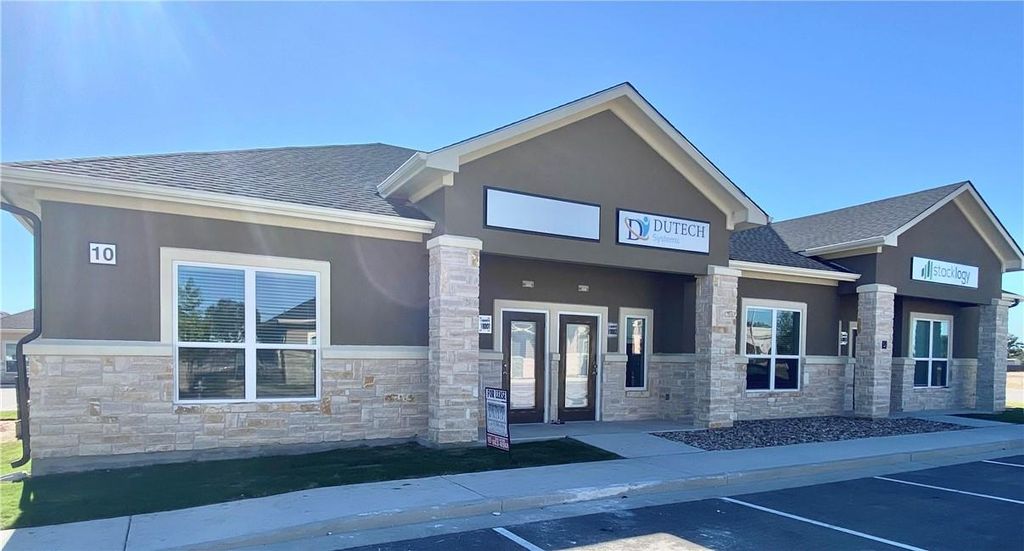 1640 Highland Falls DR 1001, Leander, TX 78641