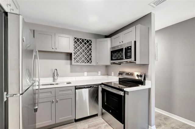 3619 E CLIFTON STREET, Tampa, FL 33610