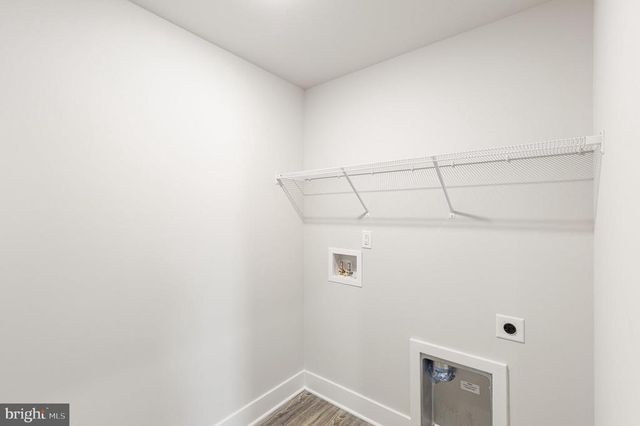 12002 GORDON RD, Fredericksburg, VA 22407