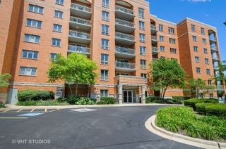 6801 N Milwaukee Avenue 202, Niles, IL 60714