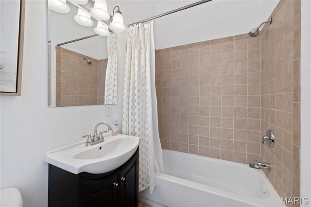 3513 Wisconsin Avenue, St Louis, MO 63118