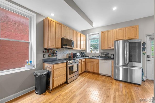 3513 Wisconsin Avenue, St Louis, MO 63118