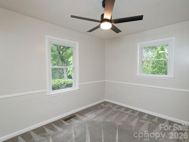 7 Brookshire Street Extension, Asheville, NC 28803