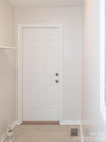 7 Brookshire Street Extension, Asheville, NC 28803