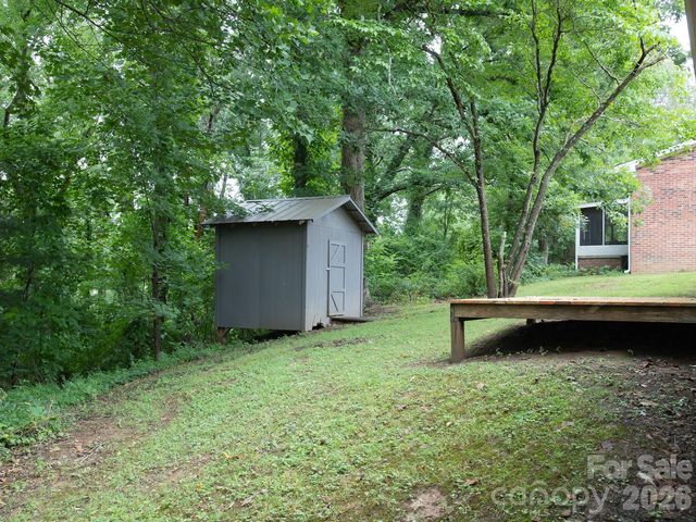 7 Brookshire Street Extension, Asheville, NC 28803