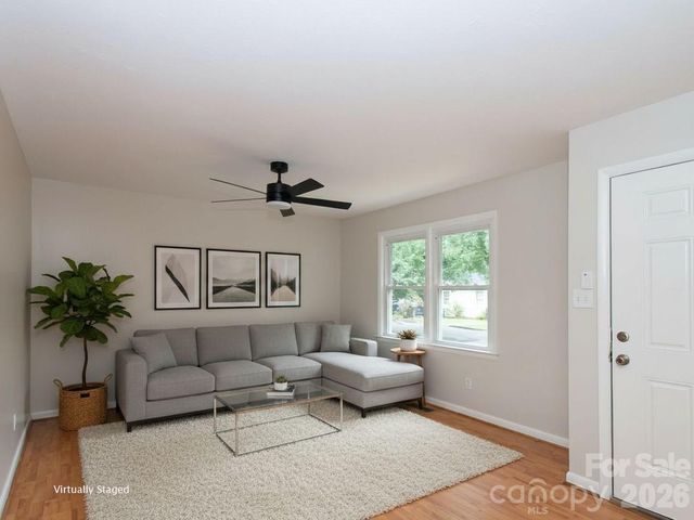 7 Brookshire Street Extension, Asheville, NC 28803