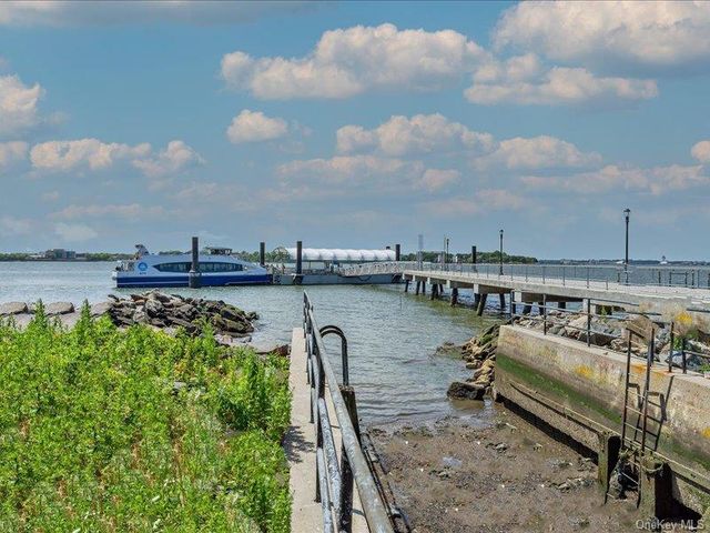 603 Harding Park, Bronx, NY 10473