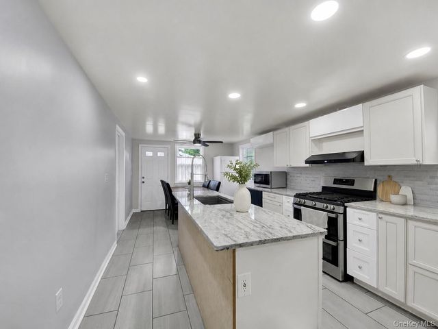 603 Harding Park, Bronx, NY 10473