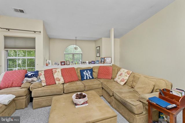 252 ANDOVER PL, Robbinsville, NJ 08691