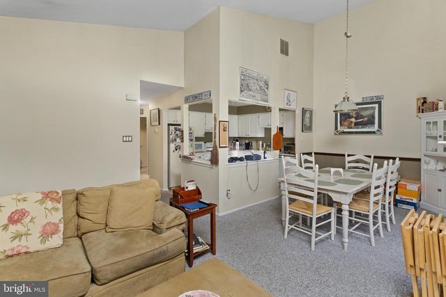 252 ANDOVER PL, Robbinsville, NJ 08691