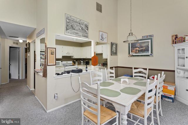 252 ANDOVER PL, Robbinsville, NJ 08691