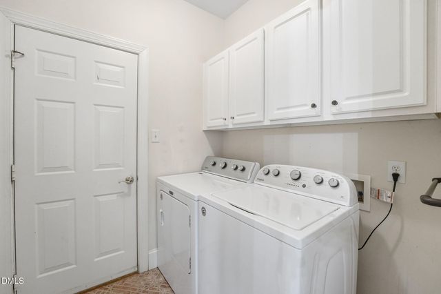 264 Elmcrest Drive, Holly Springs, NC 27540