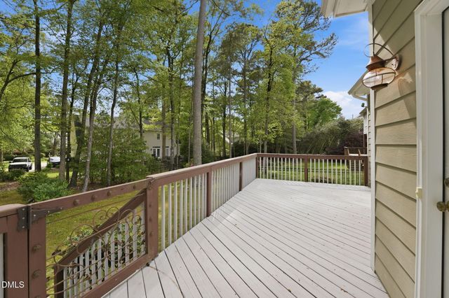 264 Elmcrest Drive, Holly Springs, NC 27540