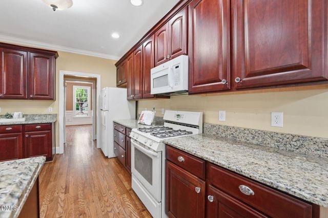 264 Elmcrest Drive, Holly Springs, NC 27540