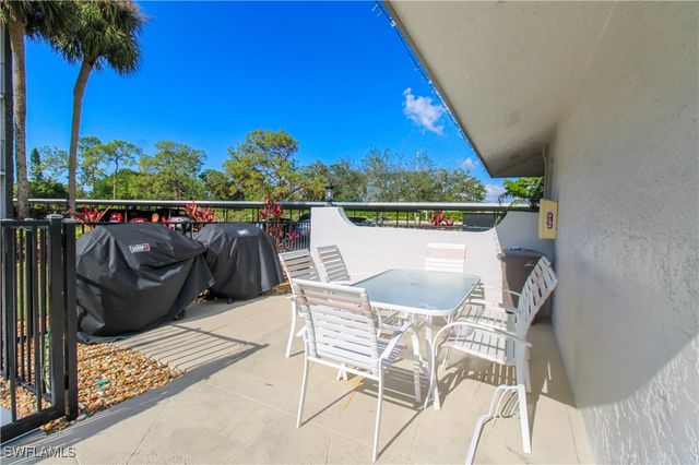 5635 Rattlesnake Hammock RD 102D, Naples, FL 34113