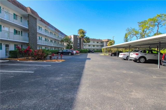 5635 Rattlesnake Hammock RD 102D, Naples, FL 34113