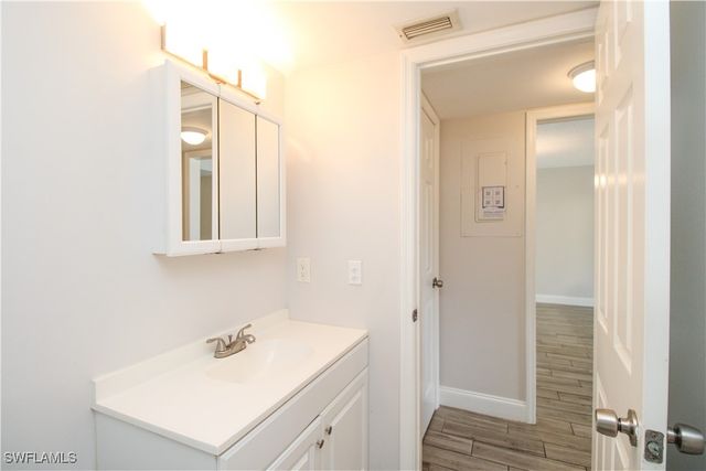 5635 Rattlesnake Hammock RD 102D, Naples, FL 34113