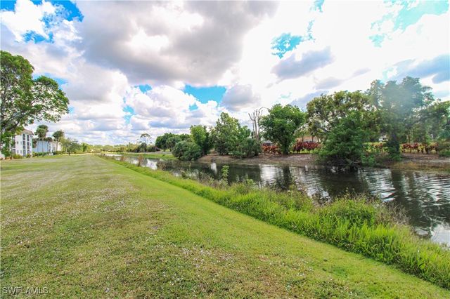 5635 Rattlesnake Hammock RD 102D, Naples, FL 34113