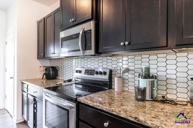219 Ivy Glen Drive, Perry, GA 31069
