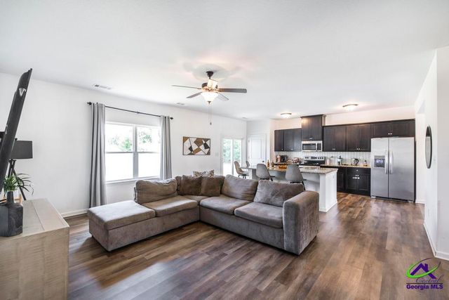 219 Ivy Glen Drive, Perry, GA 31069