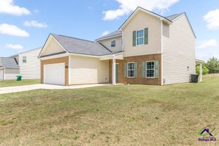 219 Ivy Glen Drive, Perry, GA 31069