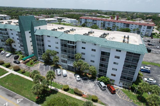 4751 NW 21ST Street 303, Lauderhill, FL 33313