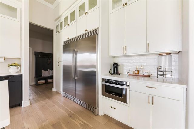 2924 Sandstone Ridge, Edmond, OK 73034