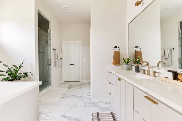 2924 Sandstone Ridge, Edmond, OK 73034